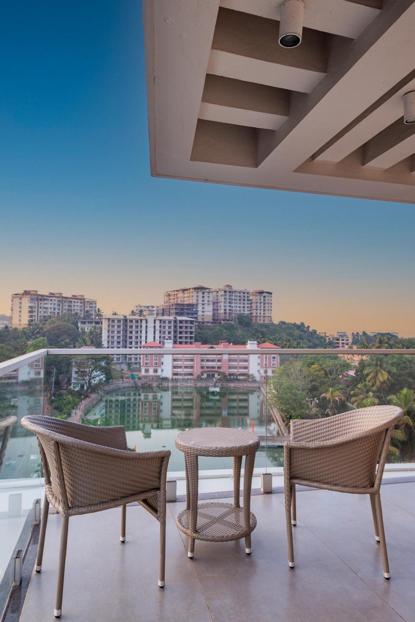 Regenta Place Vasco Goa Васко-да-Гама Экстерьер фото